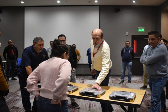 723317e9-4250-4a54-9147-728153dc7d25